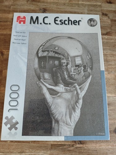 Escher mais avec sphère - mais,