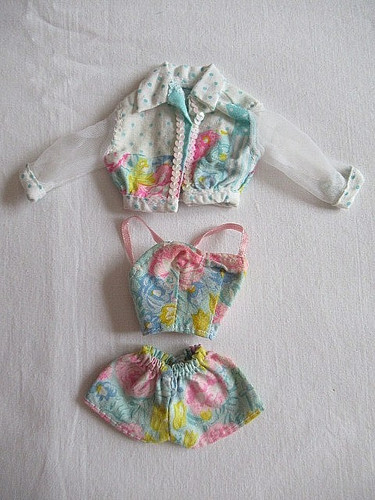Barbie ensemble teen - teen, talk
