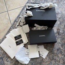 Chanel Empty Large Gift Black