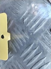 VETRO SCENDENTE ANTERIORE DESTRO PER IVECO 180-26 Serie 43r-001051 (82>)