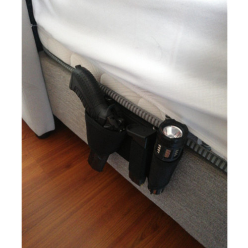 Fondina pistola laterale letto