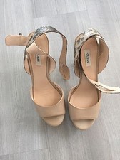 Nuovissimi Sandali Guess Con
