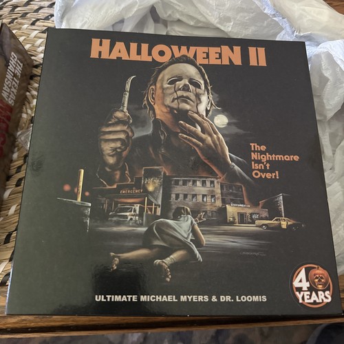 Confezione action figure neca - figure,
