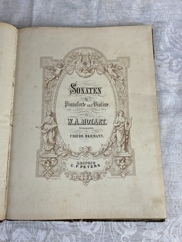 Antico spartito musicale