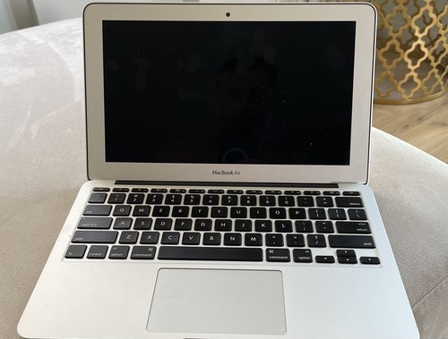 Apple macbook air anno - air, 11”