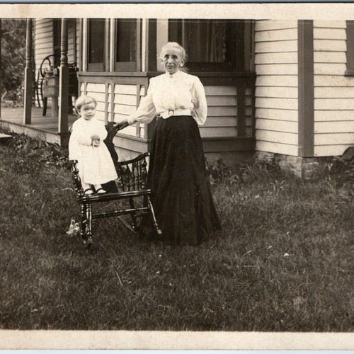 C1900s donna anziana bambino - donna,