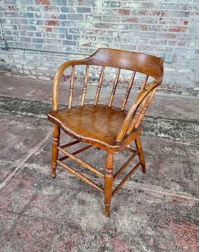 19th century primitive capitan - 19th,