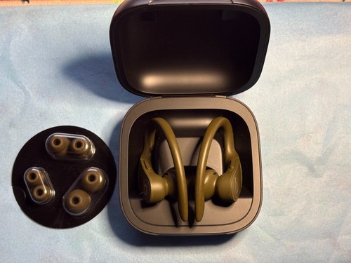 Beats dre power - by,