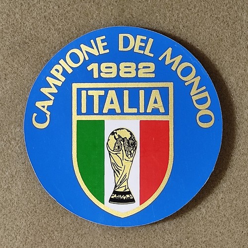 Calcio 1982 italia - •,