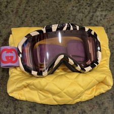 Gucci Violet Shield maschera