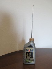Radio im MOBIL Motoröl Design