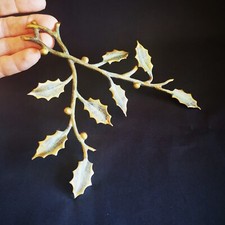 RAMO DI AGRIFOGLIO DECORATIVO DA PARETE IN METALLO