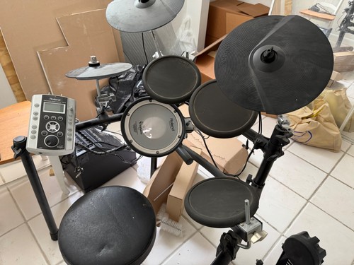 Roland drums 09 - v-drums, td-09