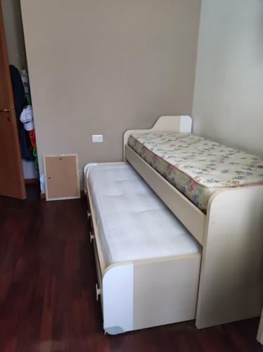 Letto castello estraibile in - a,