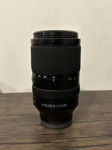 Sony 300 5 - sony, fe
