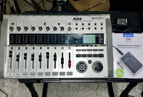 Zoom r24 registratore digitale - r24,