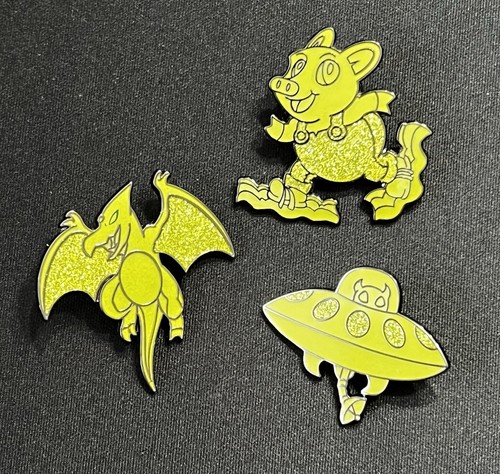 Metazoo ufo pin club - metazoo, art