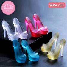 Scarpe con tacco alto in