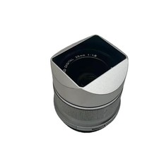 Per Olympus M.Zuiko Digital 25