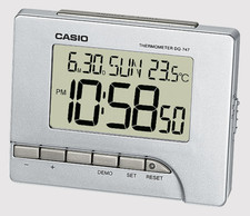 Sveglia Digitale Casio DQ-747-8 con temperatura calendario luce - list 24,90eu