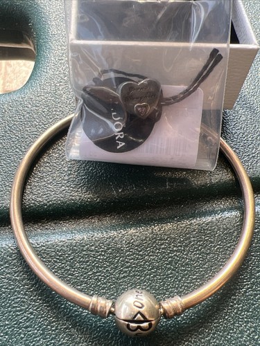 Authentic pandora moments one - pandora,