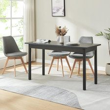 Tavolo da Pranzo con Piano