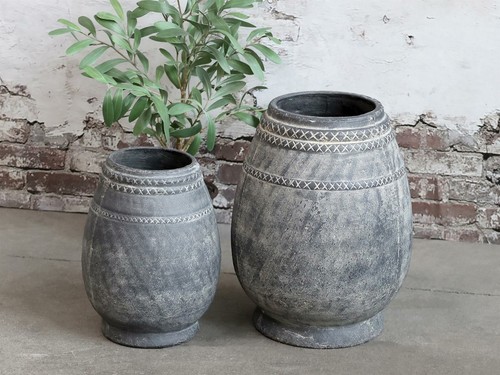 Antico vaso nero grigio urna - vaso,
