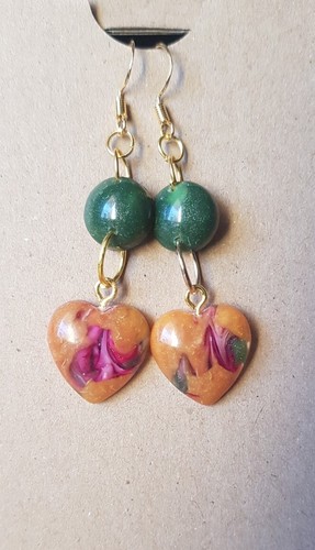 Orecchini pendenti con cuore