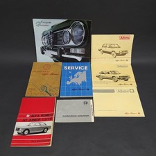 Lotto di 8 libretti uso e