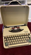 Macchina da Scrivere Vintage Olimpia Splendid 66, Made In Germany