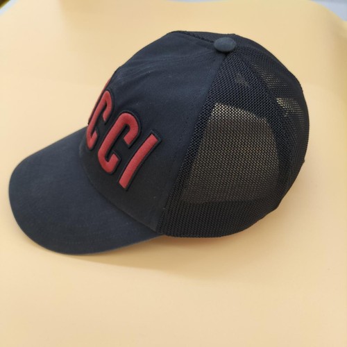 Authentic gucci 701324 4haoy - 701324,