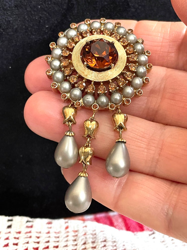 Spilla brooch trifari - brooch, crown