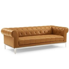 Maklaine Tufted Button
