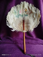 ventaglio in piume e dipinto