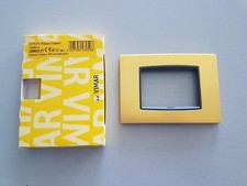 VIMAR EIKON PLACCA CLASSIC METALLO ORO SATINATO 20653.21 SQUADRATA CORNICE NERA