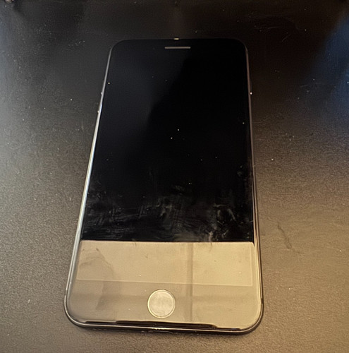 Apple iphone plus 64gb - 8,