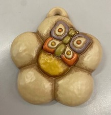 Fiore con farfalla Thun in