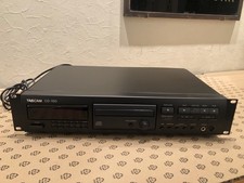 TASCAM CD-150 PLAYER 19'