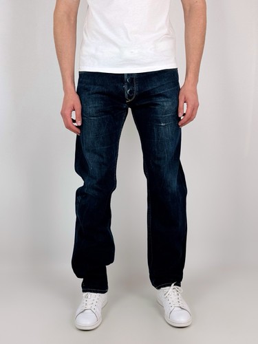 Distressed diesel poiak jeans - distressed,