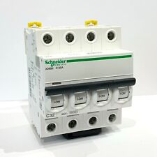Interruttore magnetotermico 4p 400V 32A Schneider iC60H C32 C32A Sezionatore