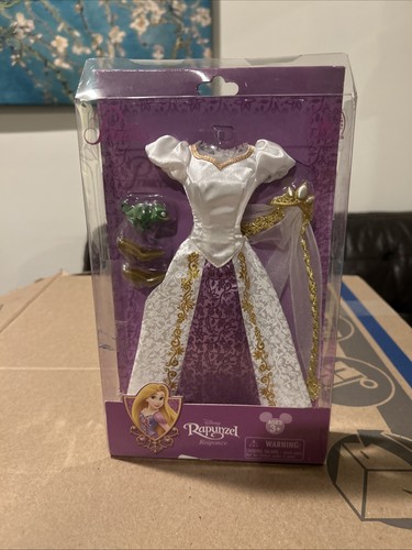 Disney store deluxe - disney,