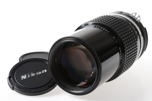 Nikon 200 0 nikkor - nikon, f/4,0