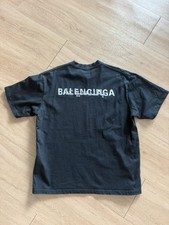 T-shirt Balenciaga nera taglia