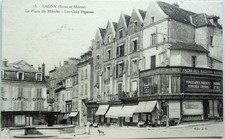 LAGNY 77 CPA La Piazza Del