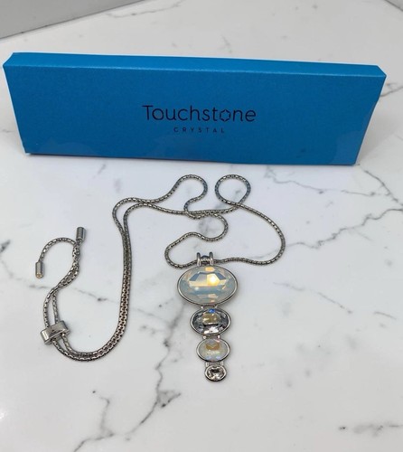 Collana con ciondolo cristallo