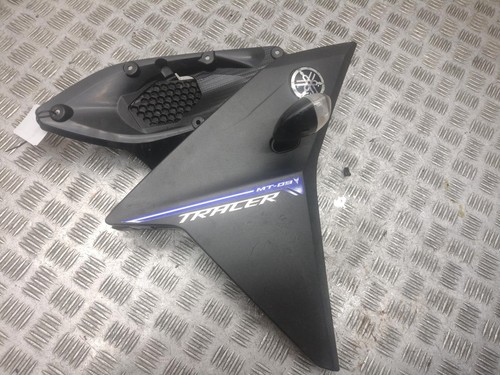 Carena centrale destra yamaha - carena,