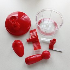 TUPPERWARE Red Quick Chef Pro