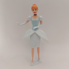 Kinder Gransorpresa Disney Princess Cenerentola 2024