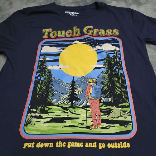 Touch grass metti giù - giù, il
