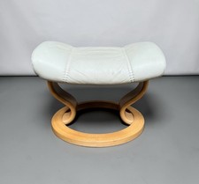 EKORNESS POGGIAPIEDI STRESSLES